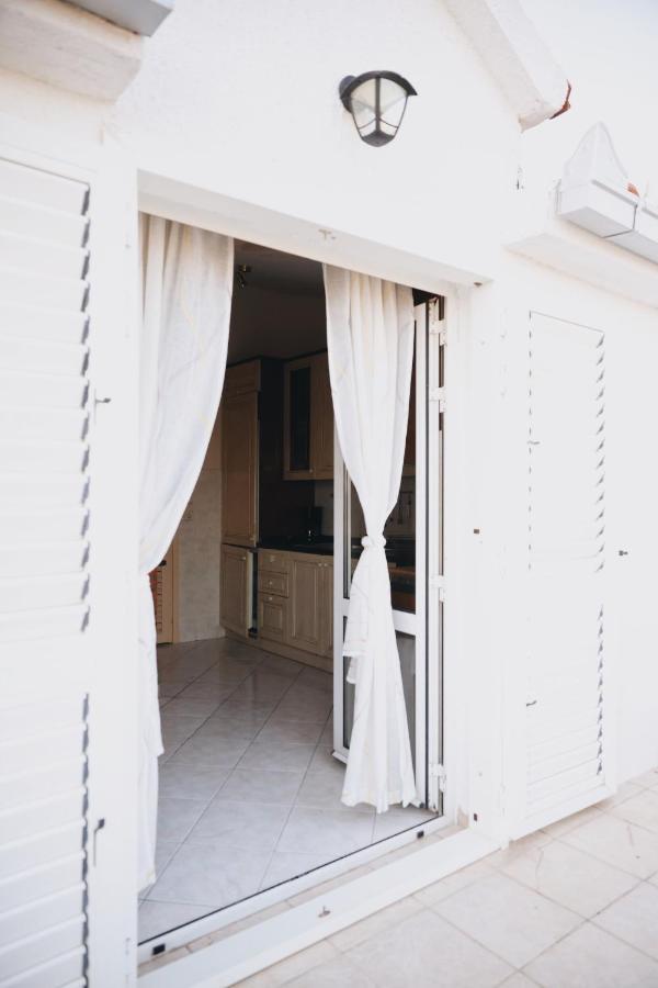 Apartment Blanka With A Beautiful View Of Trogir Kültér fotó