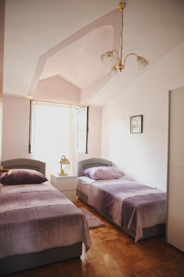 Apartment Blanka With A Beautiful View Of Trogir Kültér fotó