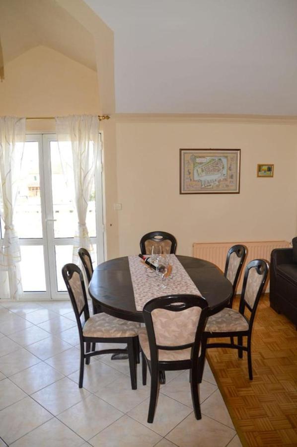 Apartment Blanka With A Beautiful View Of Trogir Kültér fotó